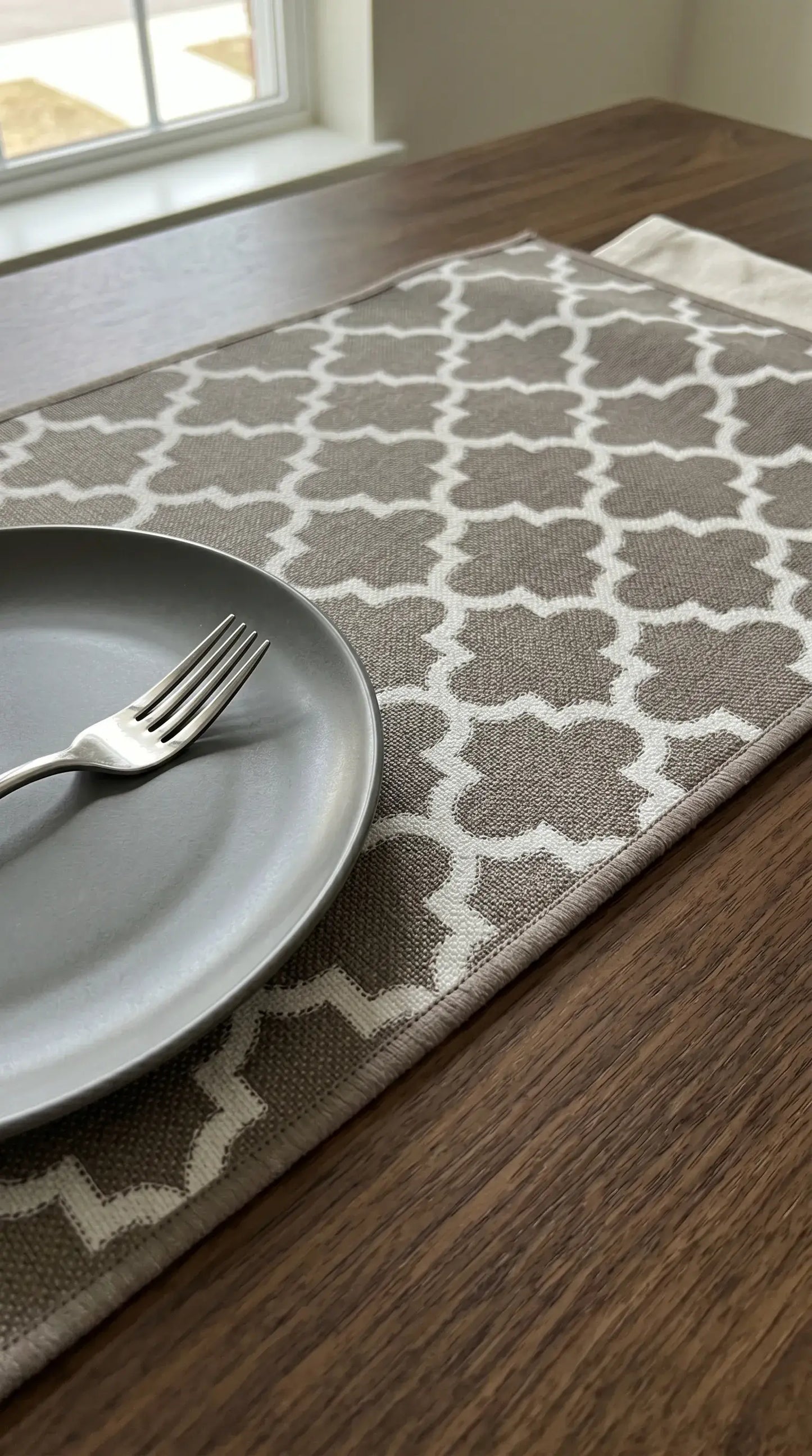 Grey Geometric Anti-Slip Dining Table Mat