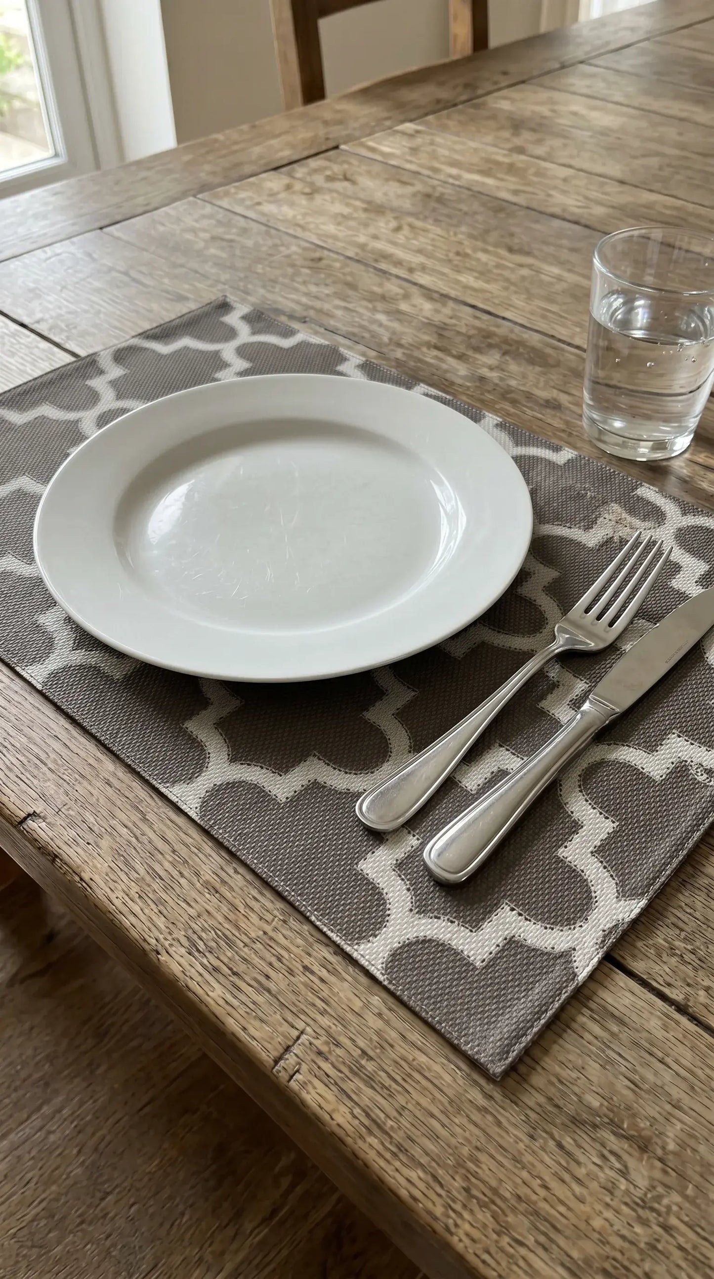 Grey Geometric Anti-Slip Dining Table Mat